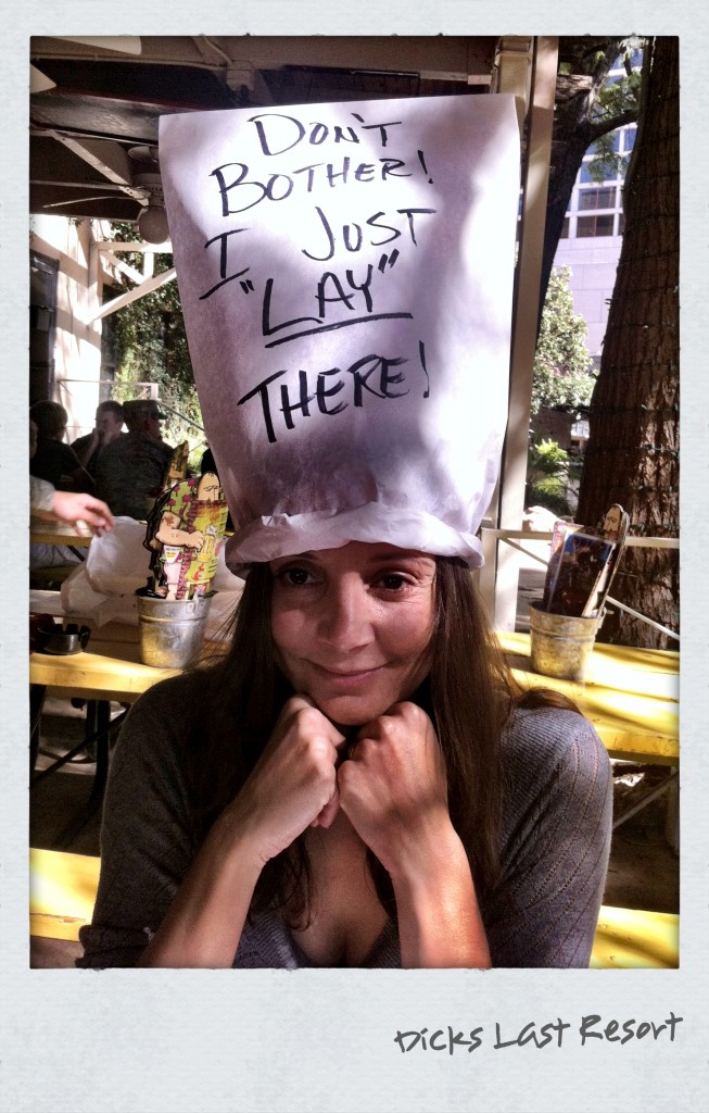 Annette White in Paper Hats at Dick's Last Resort