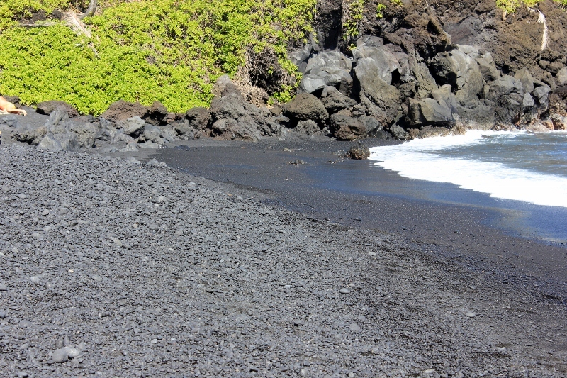 Waianapanapa Black Sand Beach Maui